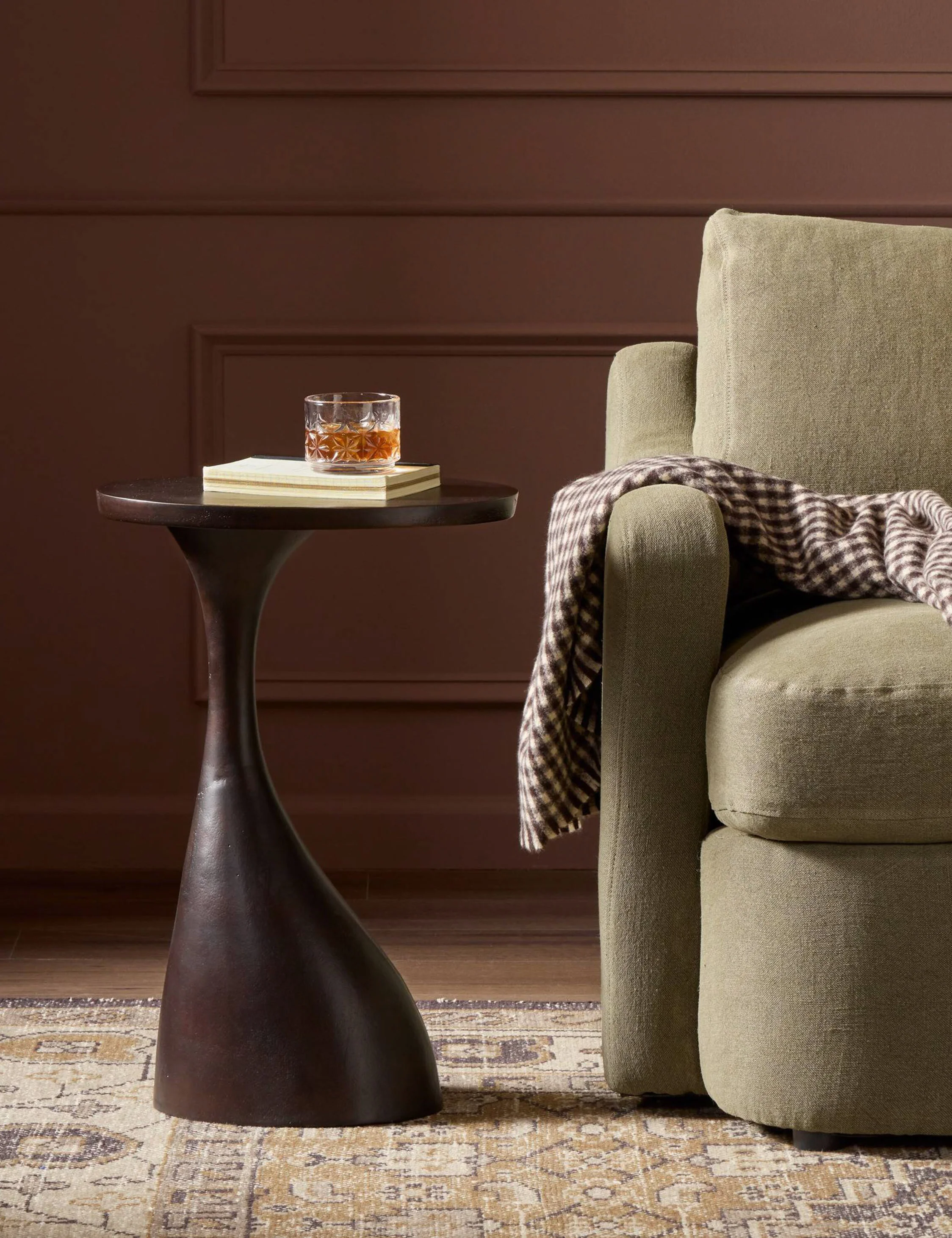 Pala Side Table