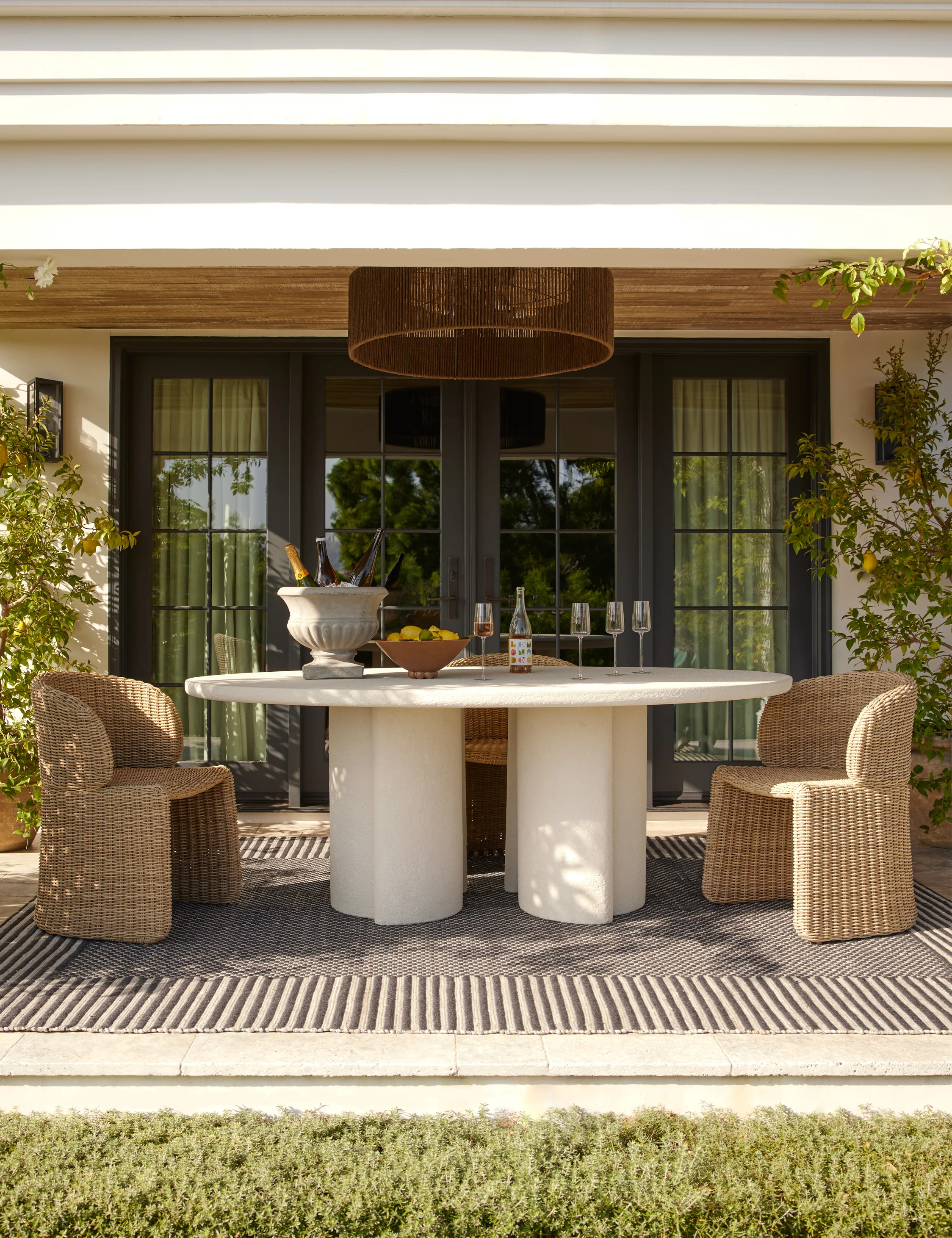 Rodrigo Indoor / Outdoor Oval Dining Table