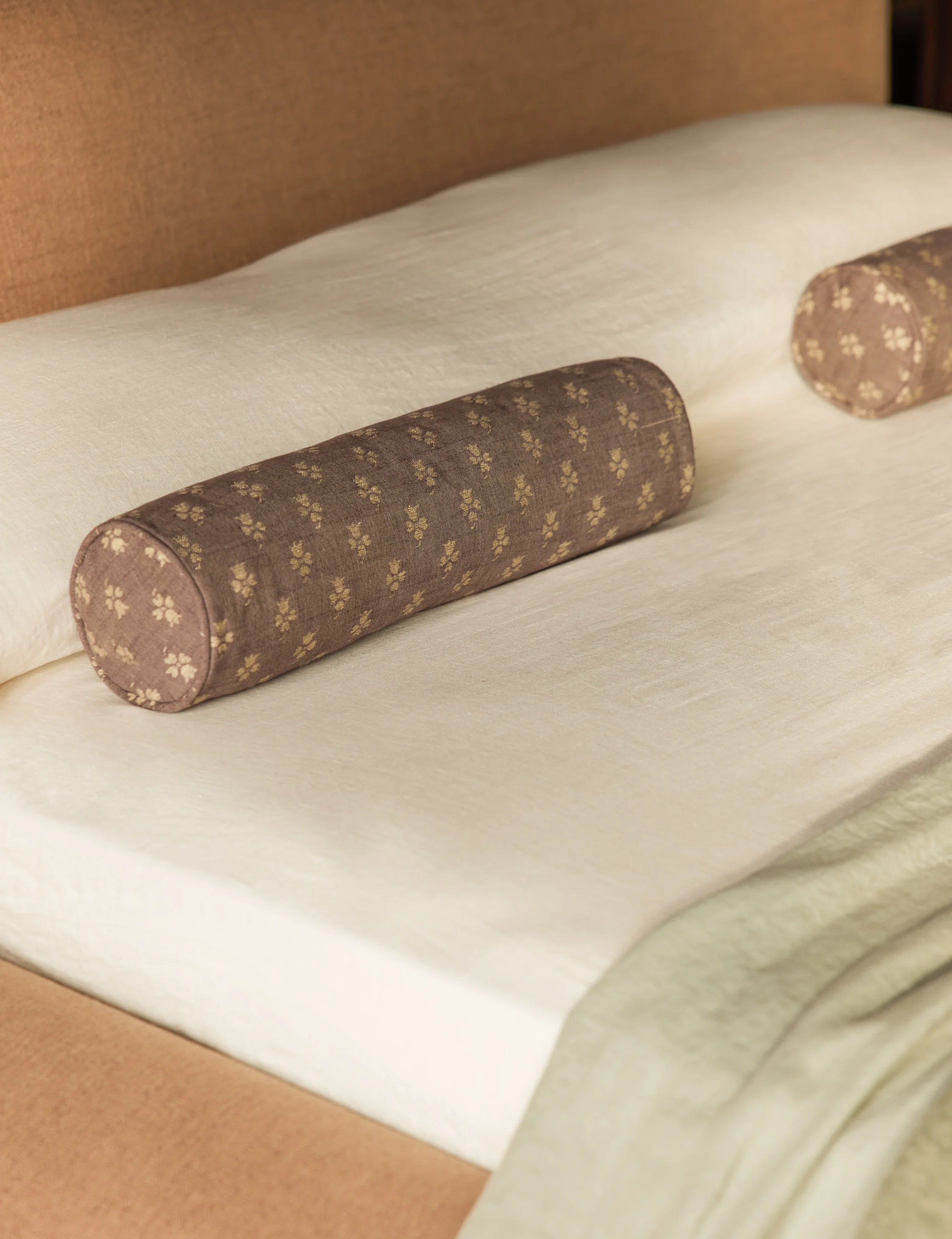 Romaric Jacquard Pillow - Image 9
