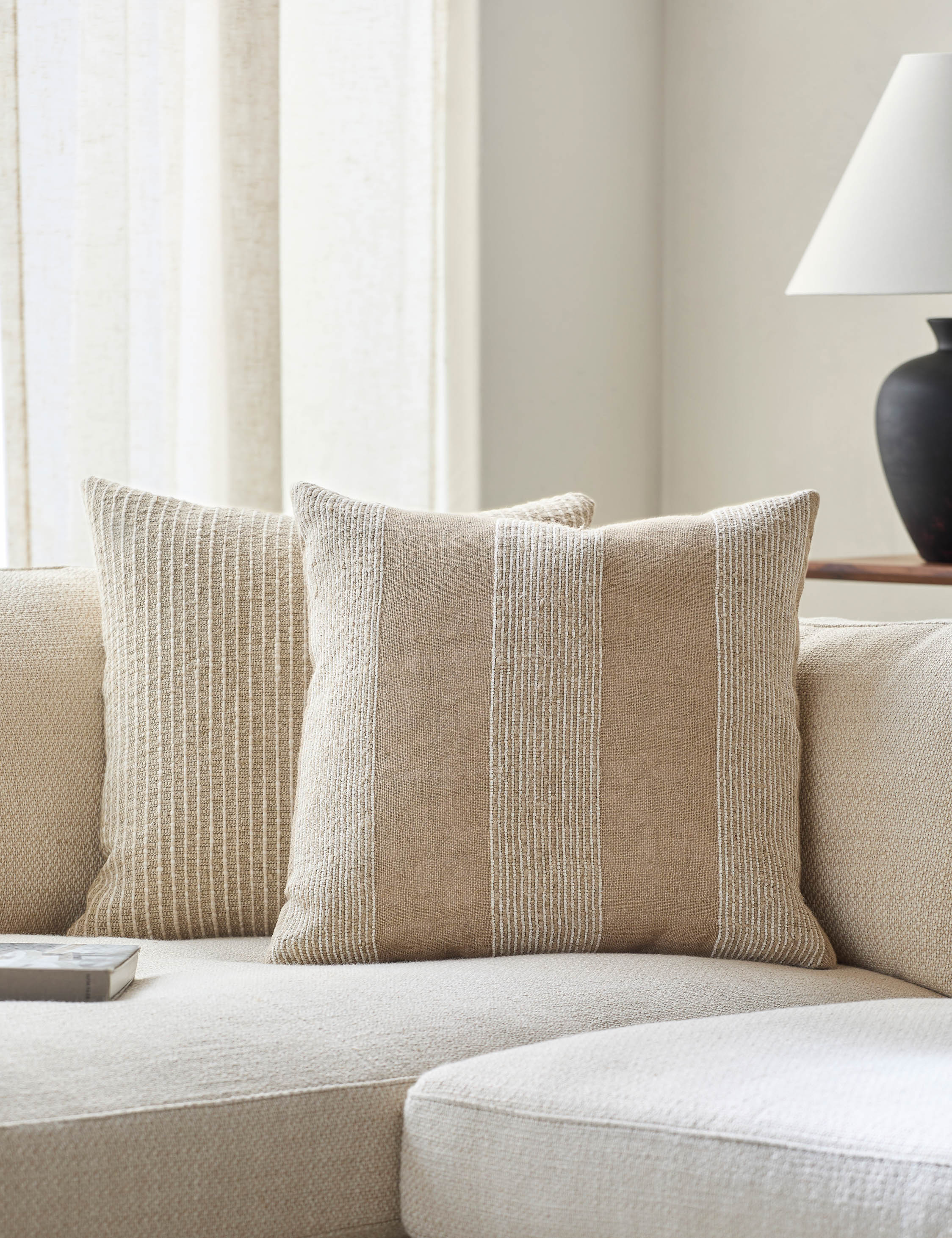 Rosero Linen Pillow - Image 2