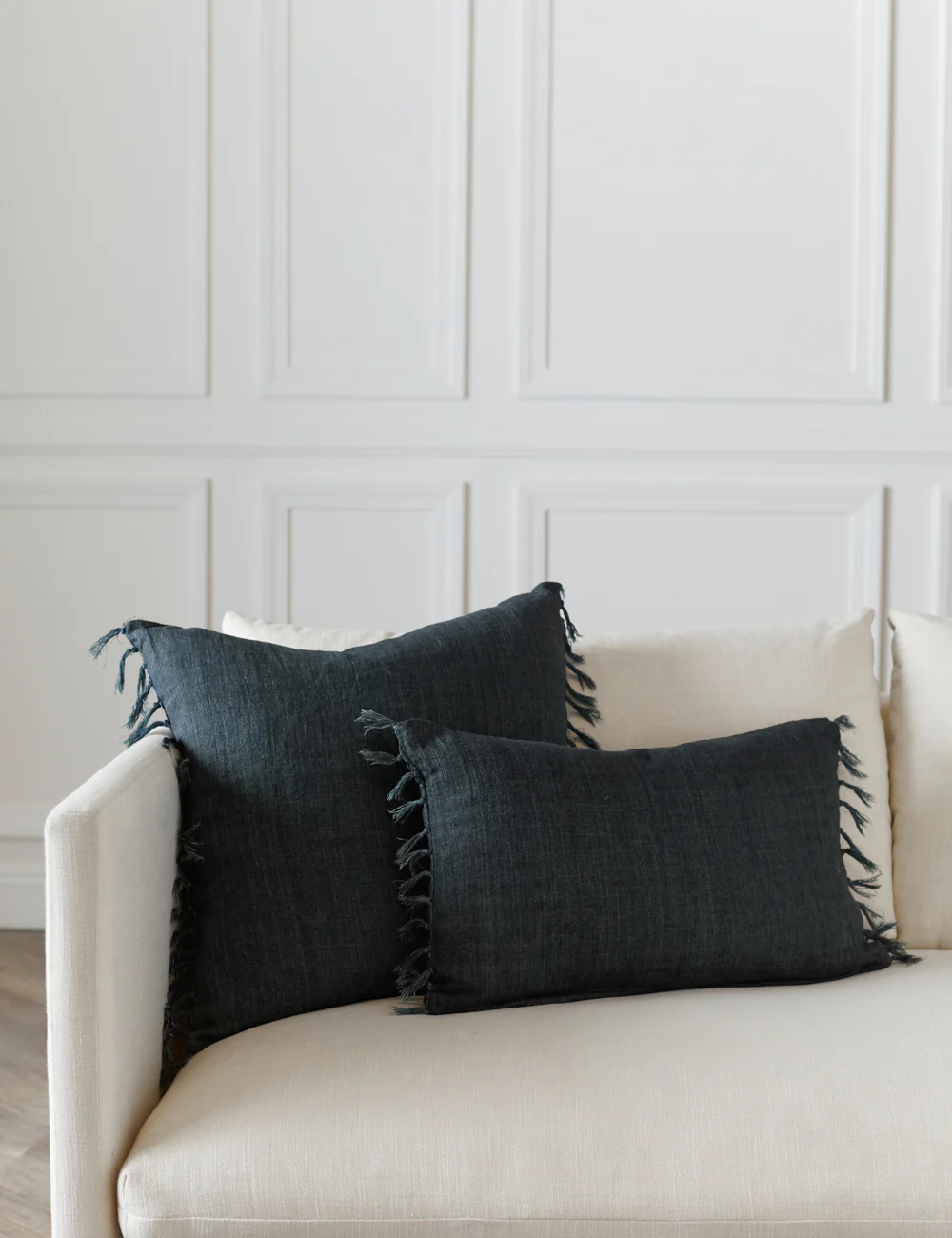 Roy Linen Pillow - Image 31