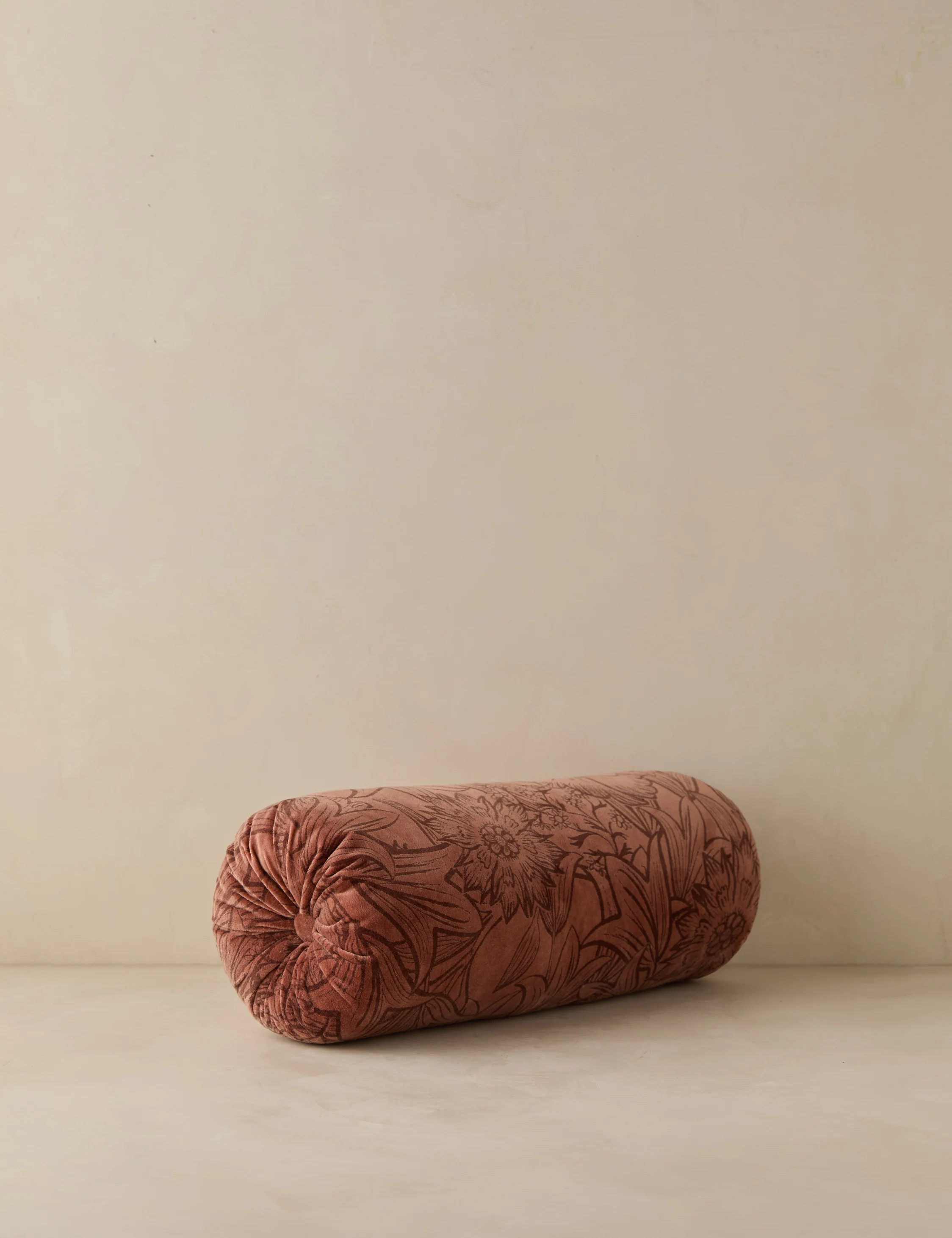 Sandell Velvet Pillow - Image 9