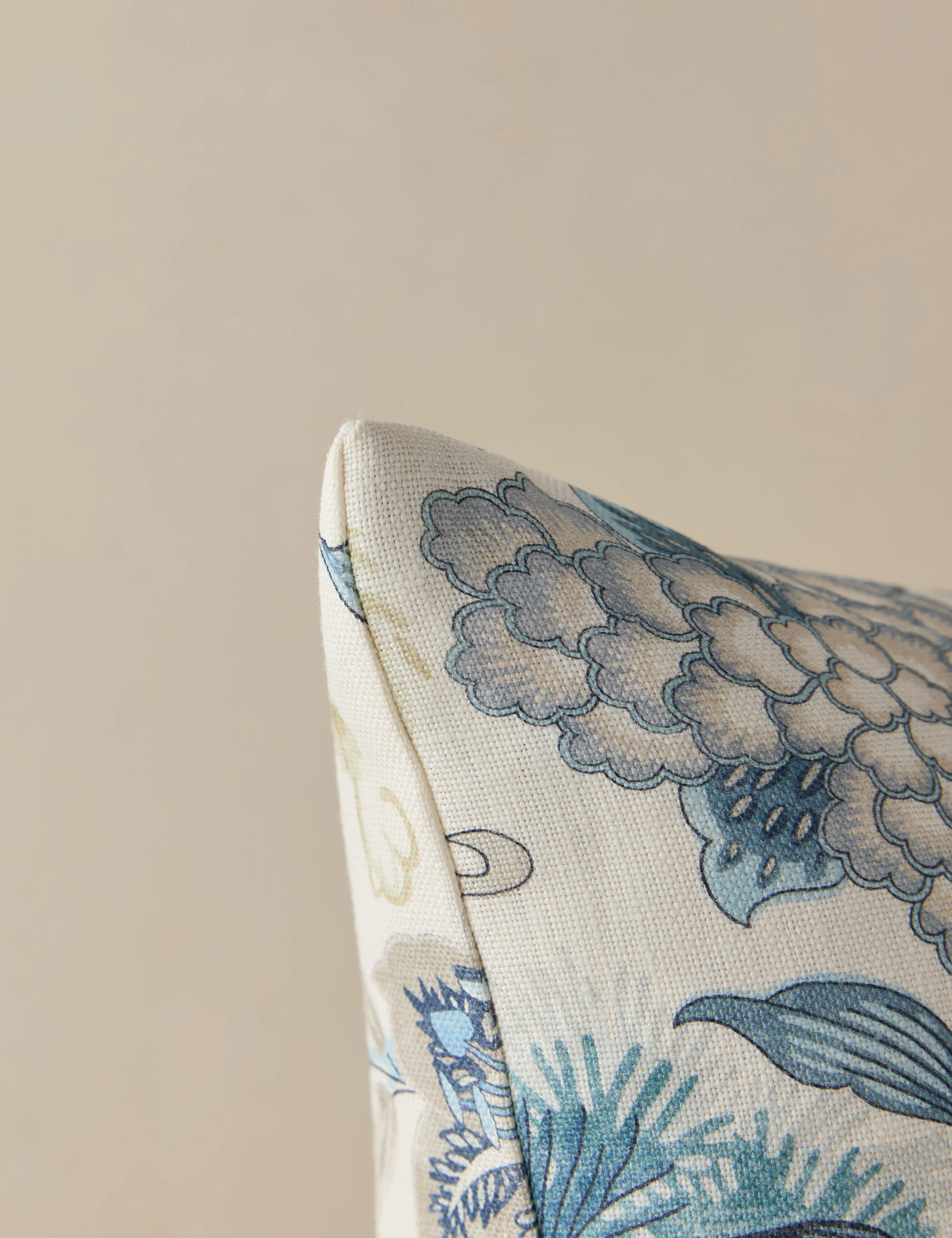 Shenyang Print Linen Pillow by Scalamandre - Image 17