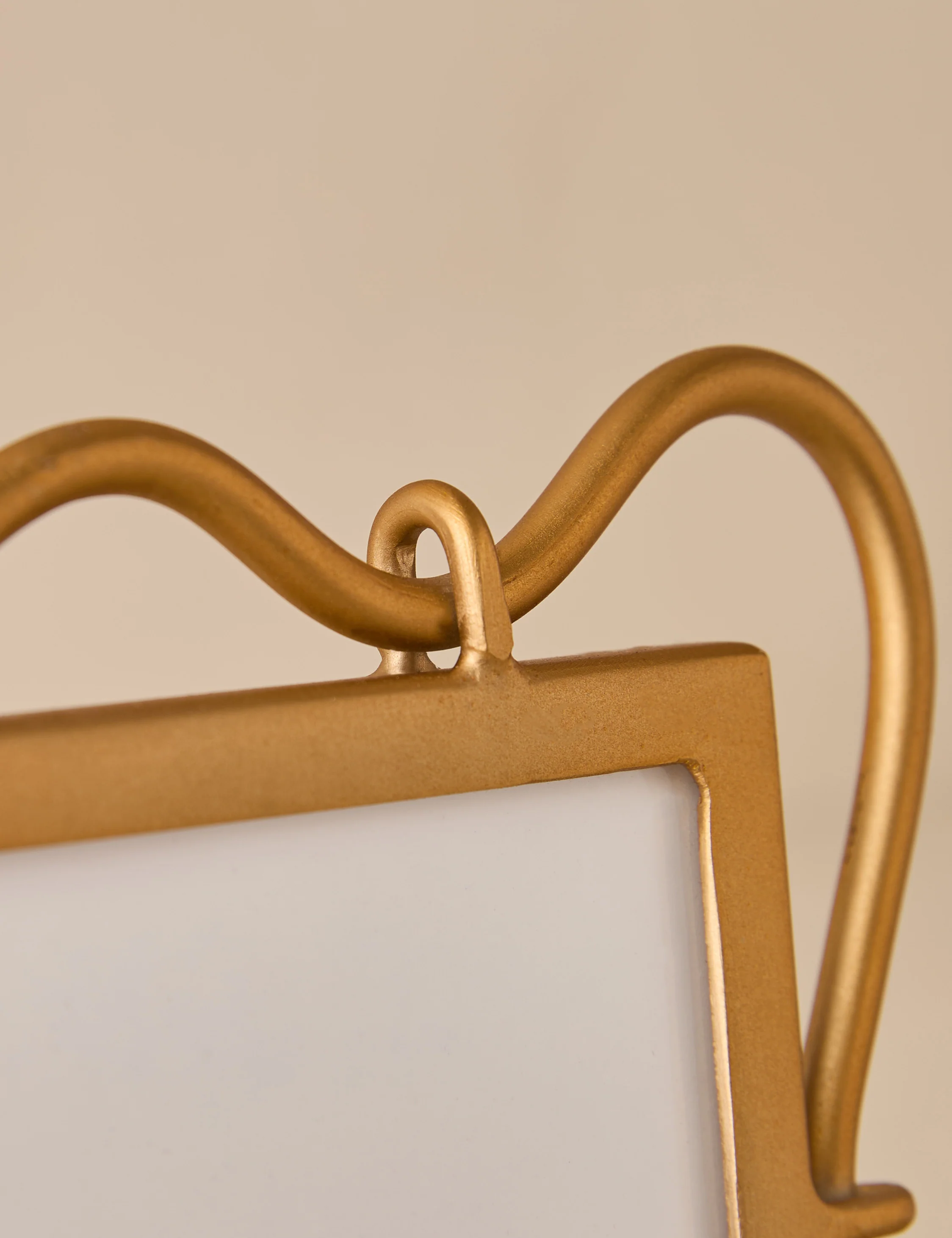 Shersby Picture Frame - Image 6