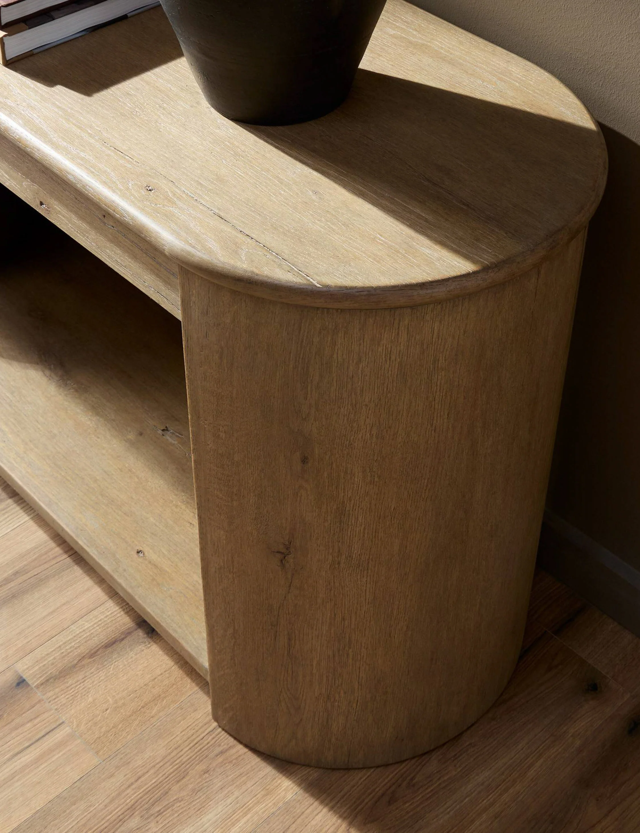 Soluna Console Table - Image 4
