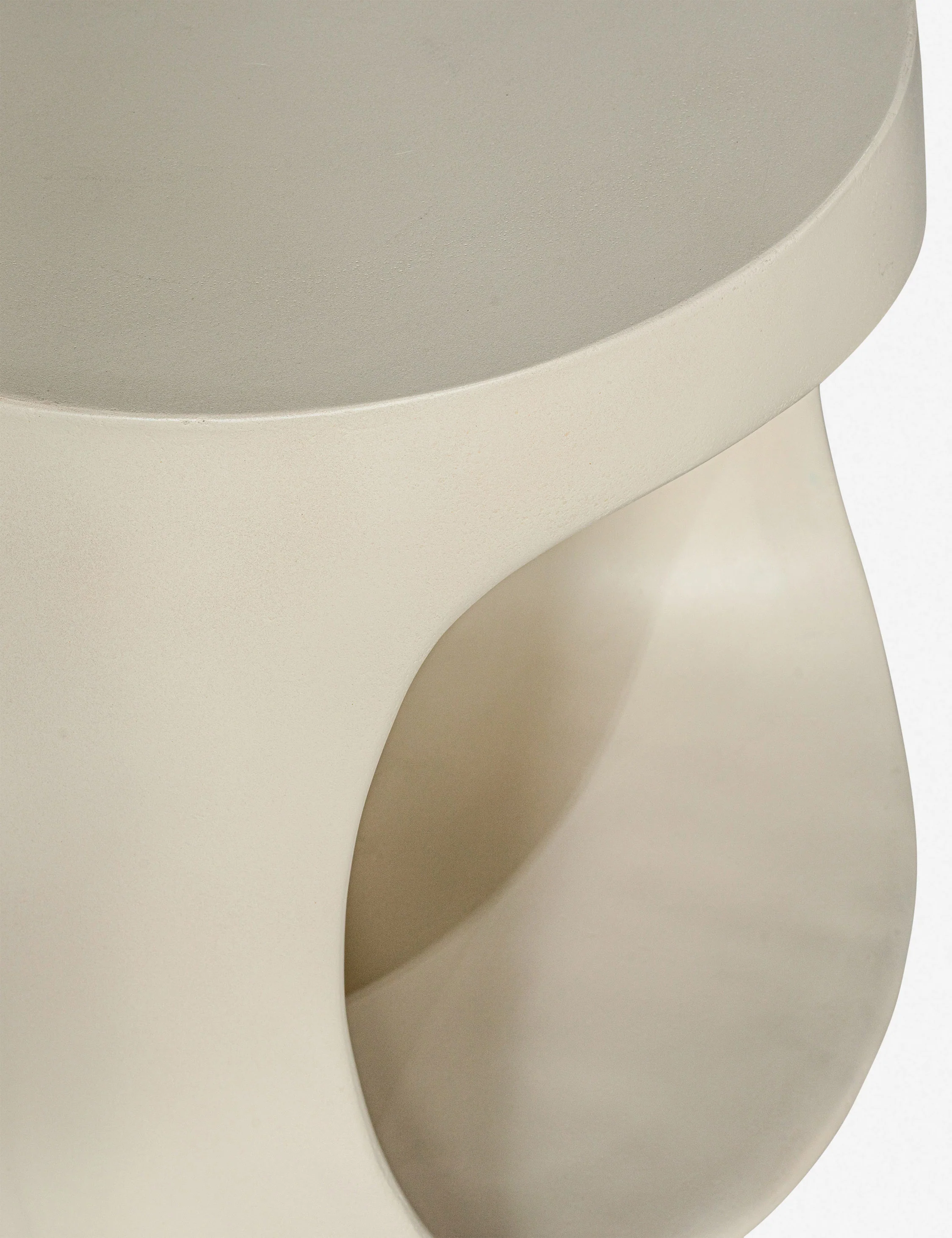 Sowa Indoor / Outdoor Side Table - Image 6