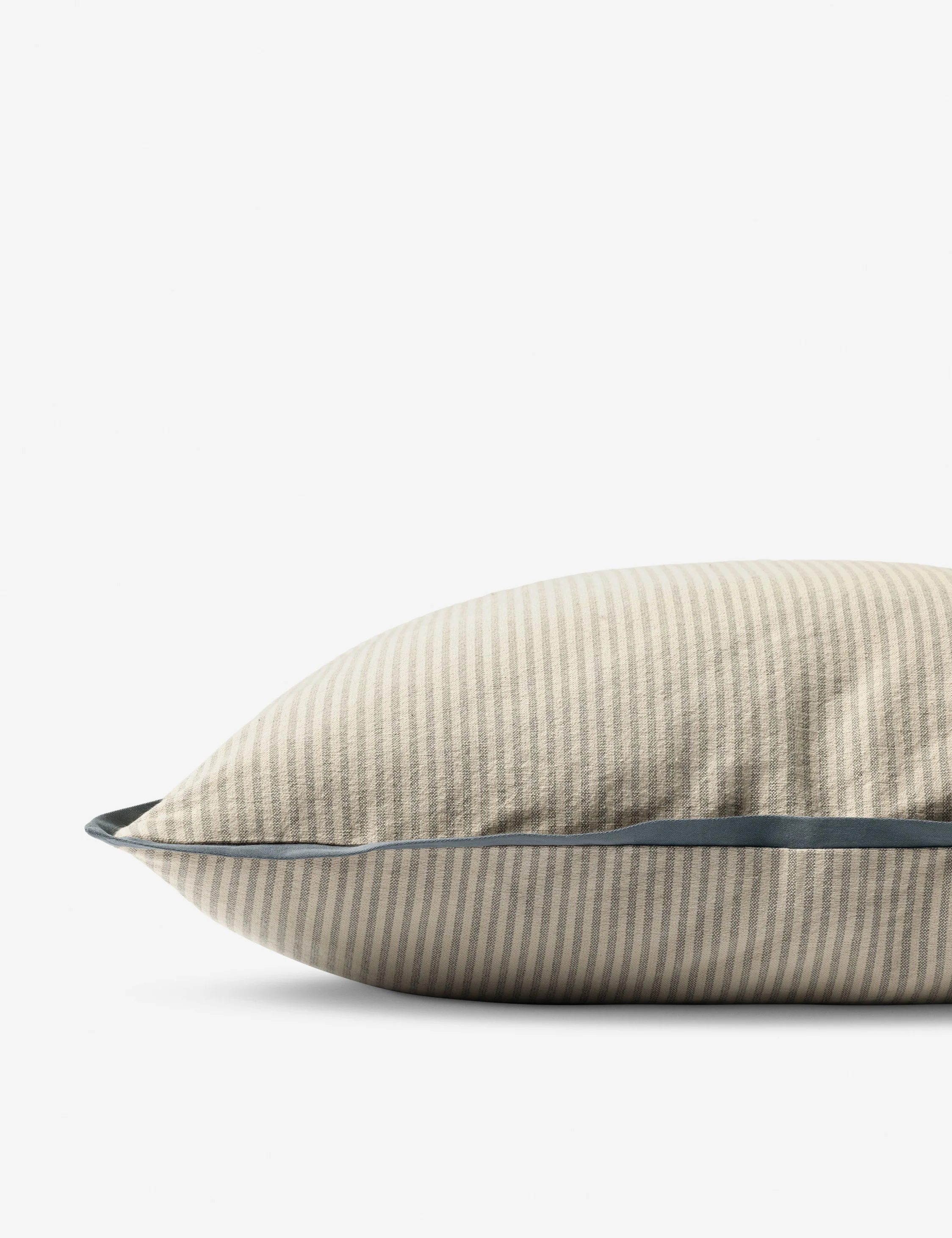 Sullivan Pillow by Jeremiah Brent x Loloi - Image 3