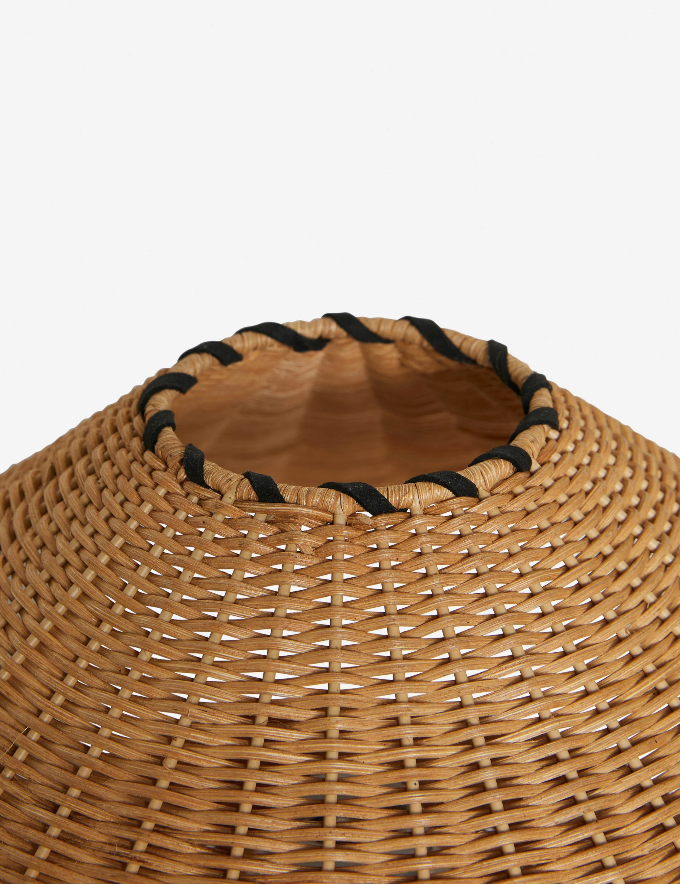 Terrene Table Lamp by Élan Byrd - Image 4