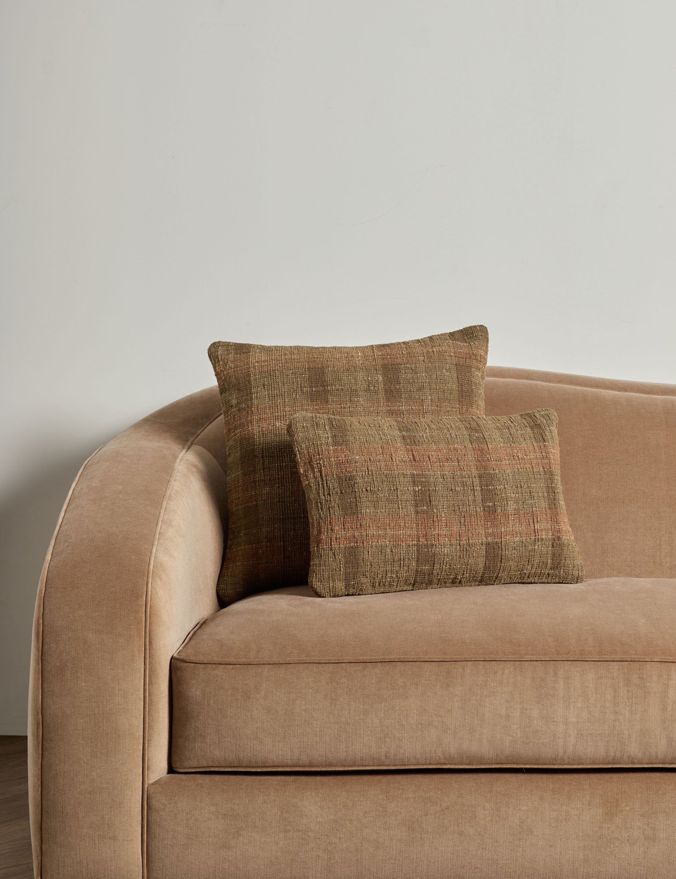 Tess Pillow - Image 3