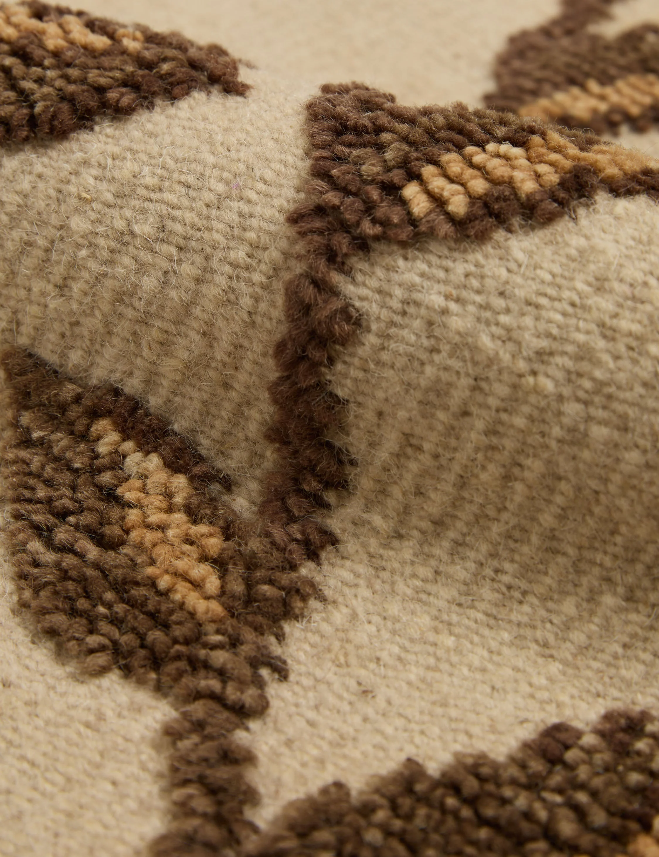 Tillar Hand-Knotted Wool Rug Swatch by Jake Arnold, Rose - Image 4