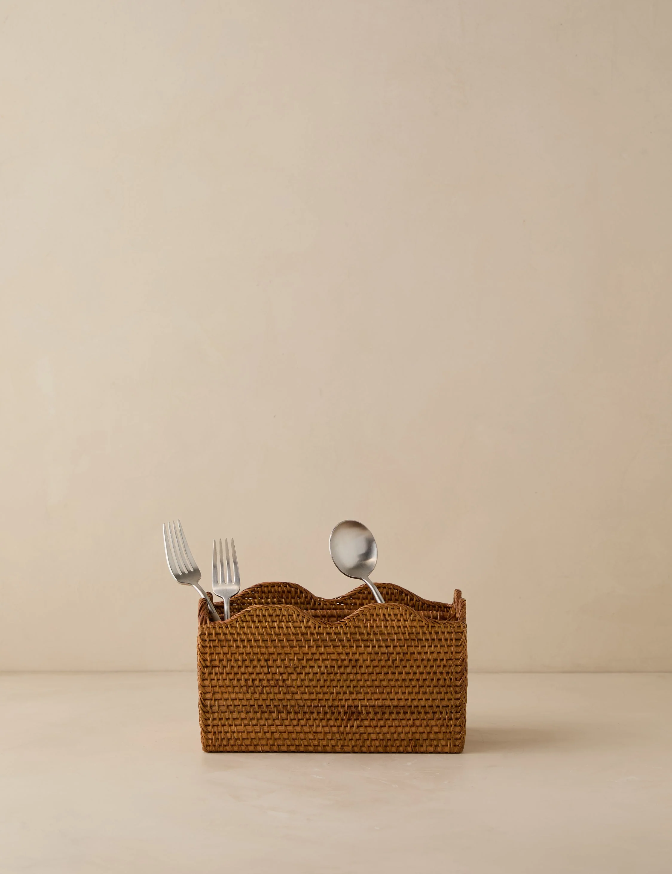 Tyna Rattan Utensil Caddy - Image 2