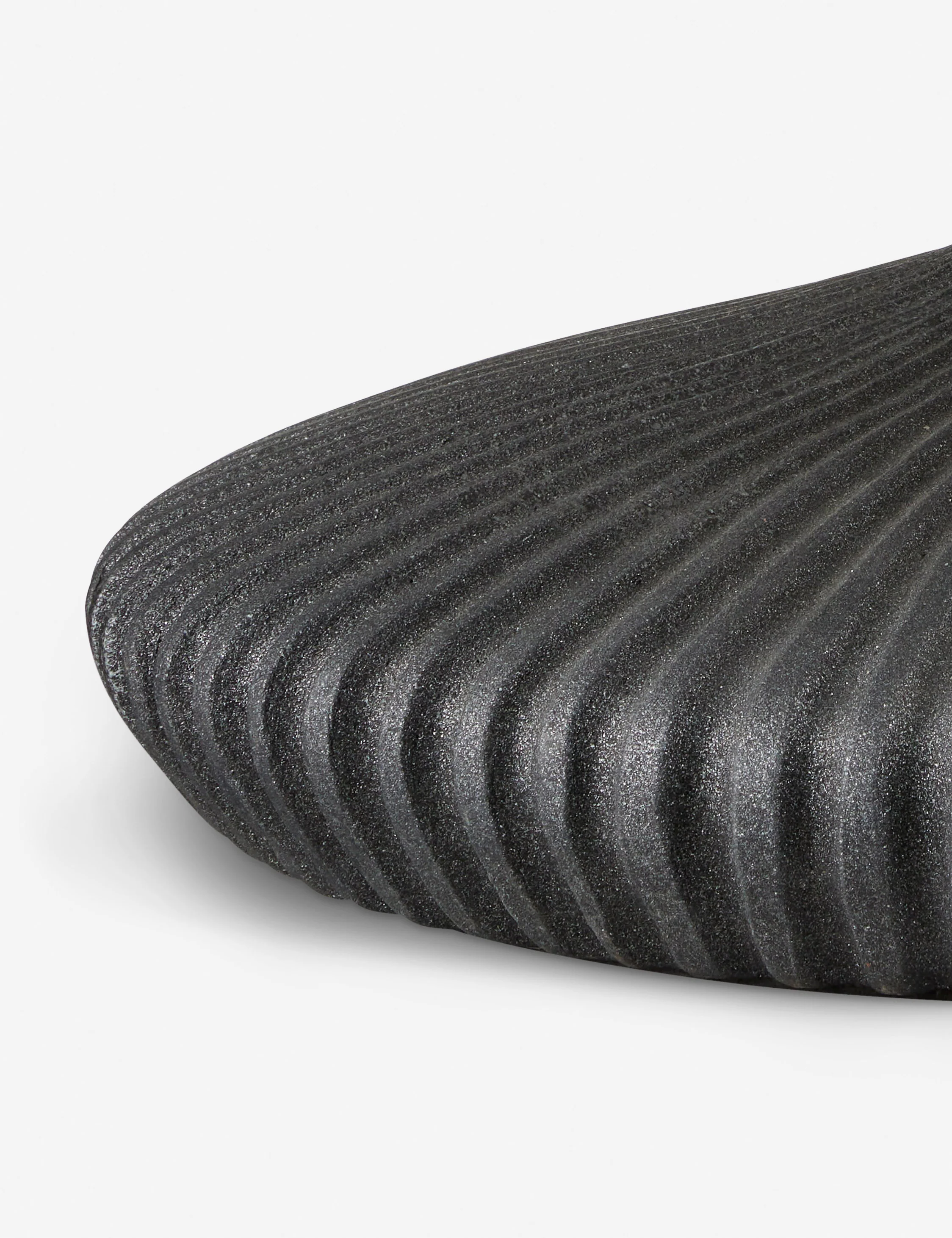 Ultan Table Lamp - Image 4