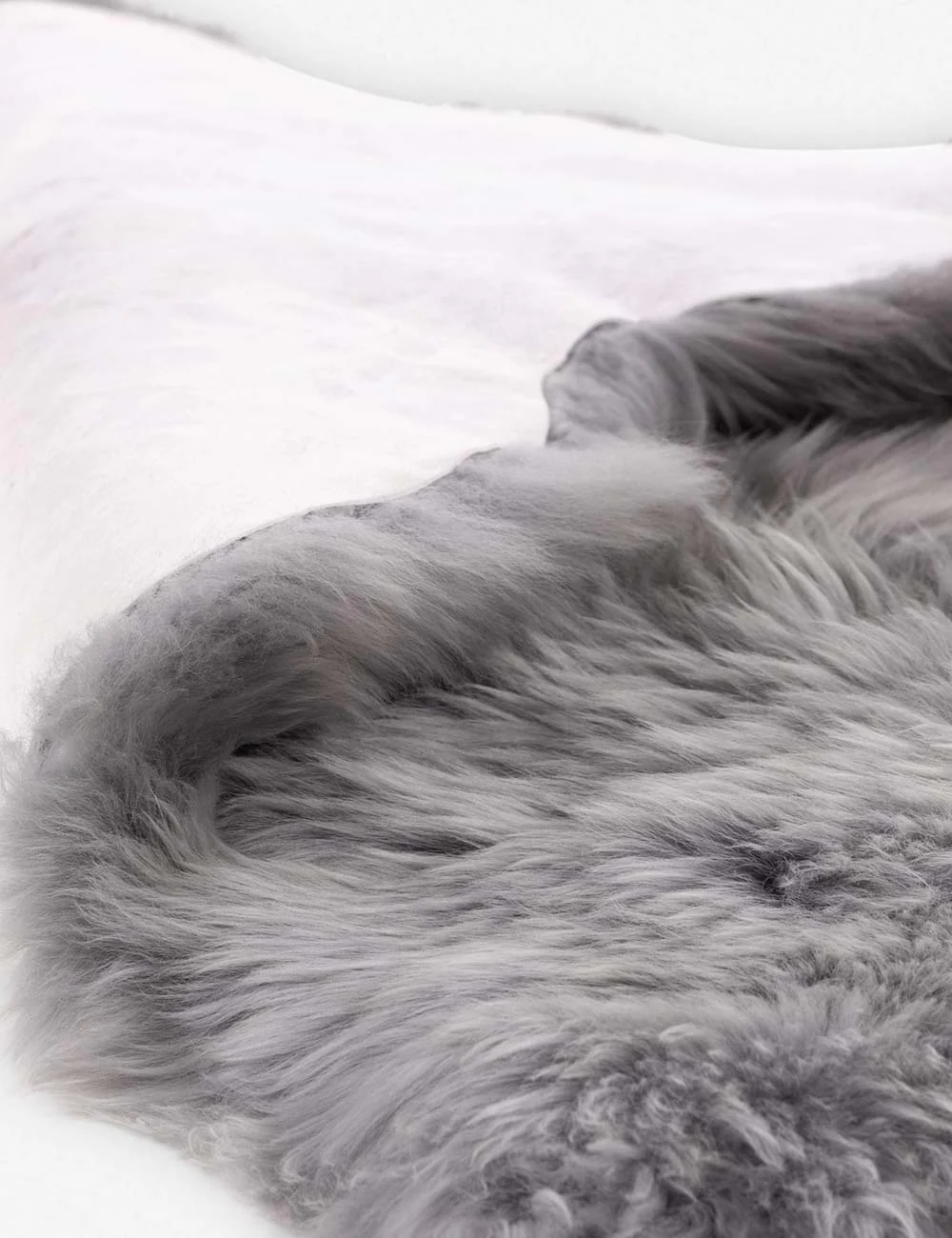 Vale Ombre Sheepskin Throw - Image 12