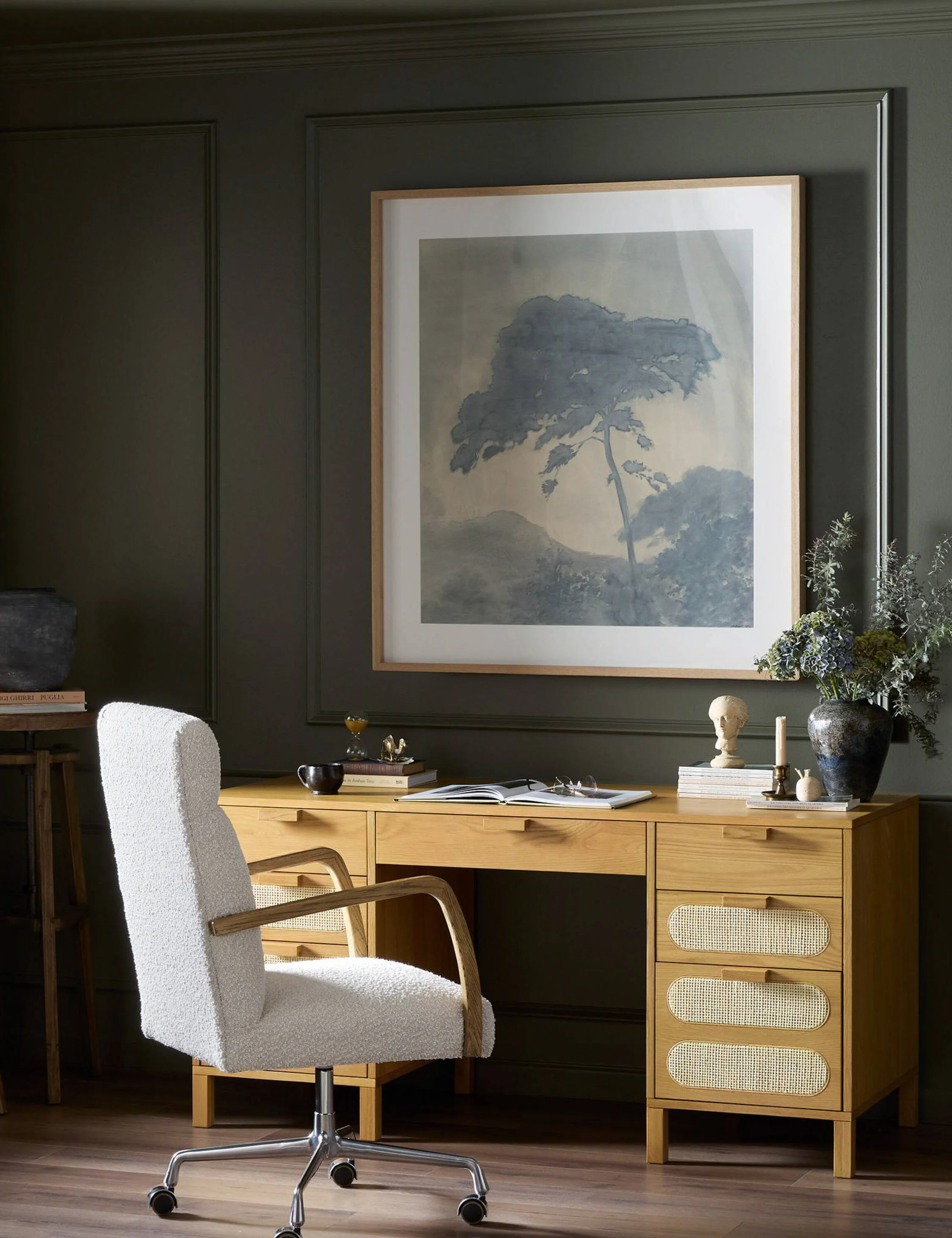 Verna Executive Desk - Image 2