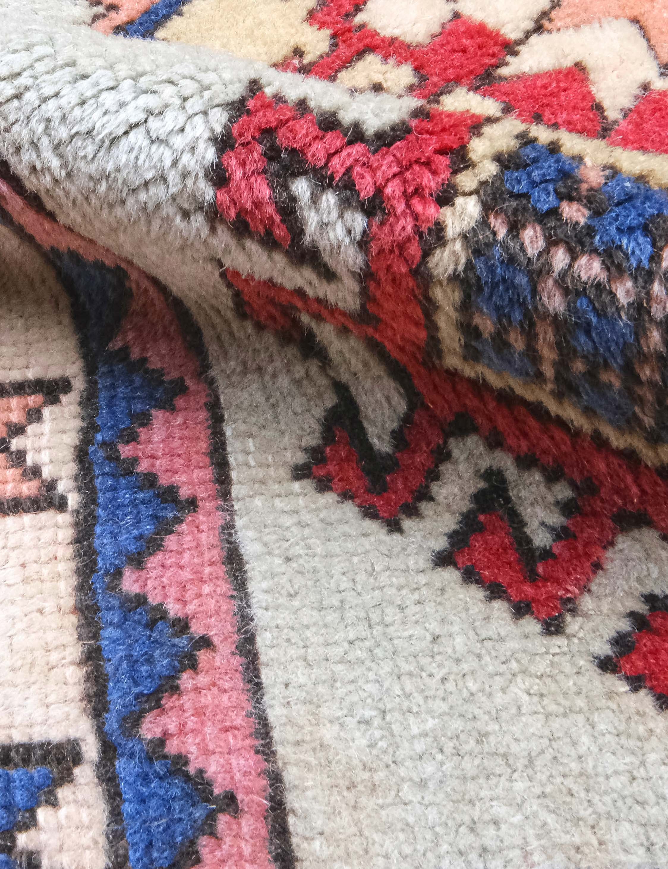 Vintage Moroccan Rug no. 88, 4'3" x 6'2" - Image 3