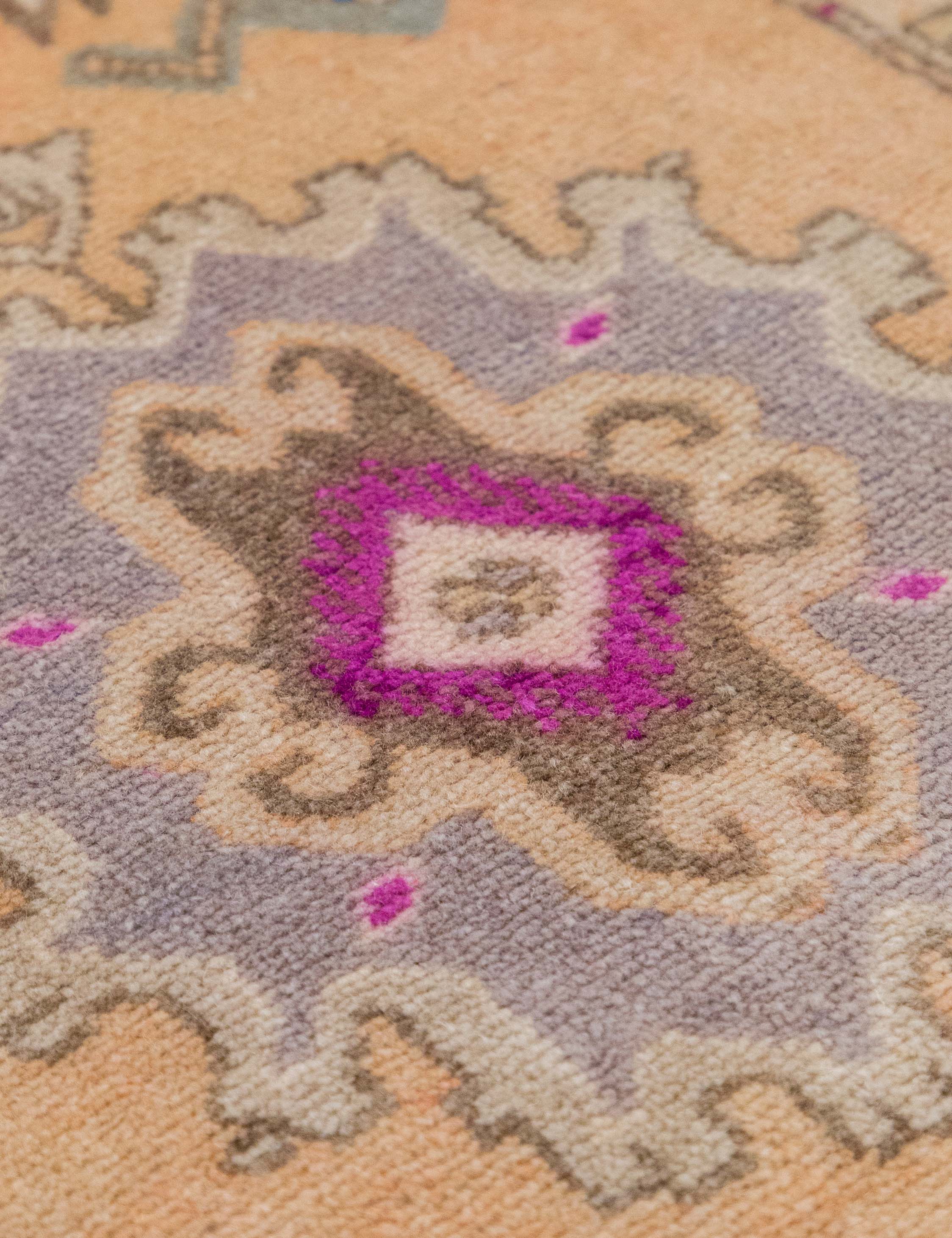 Vintage Turkish Hand-Knotted Wool Mini Rug No. 313, 1'5" x 3'5" - Image 3