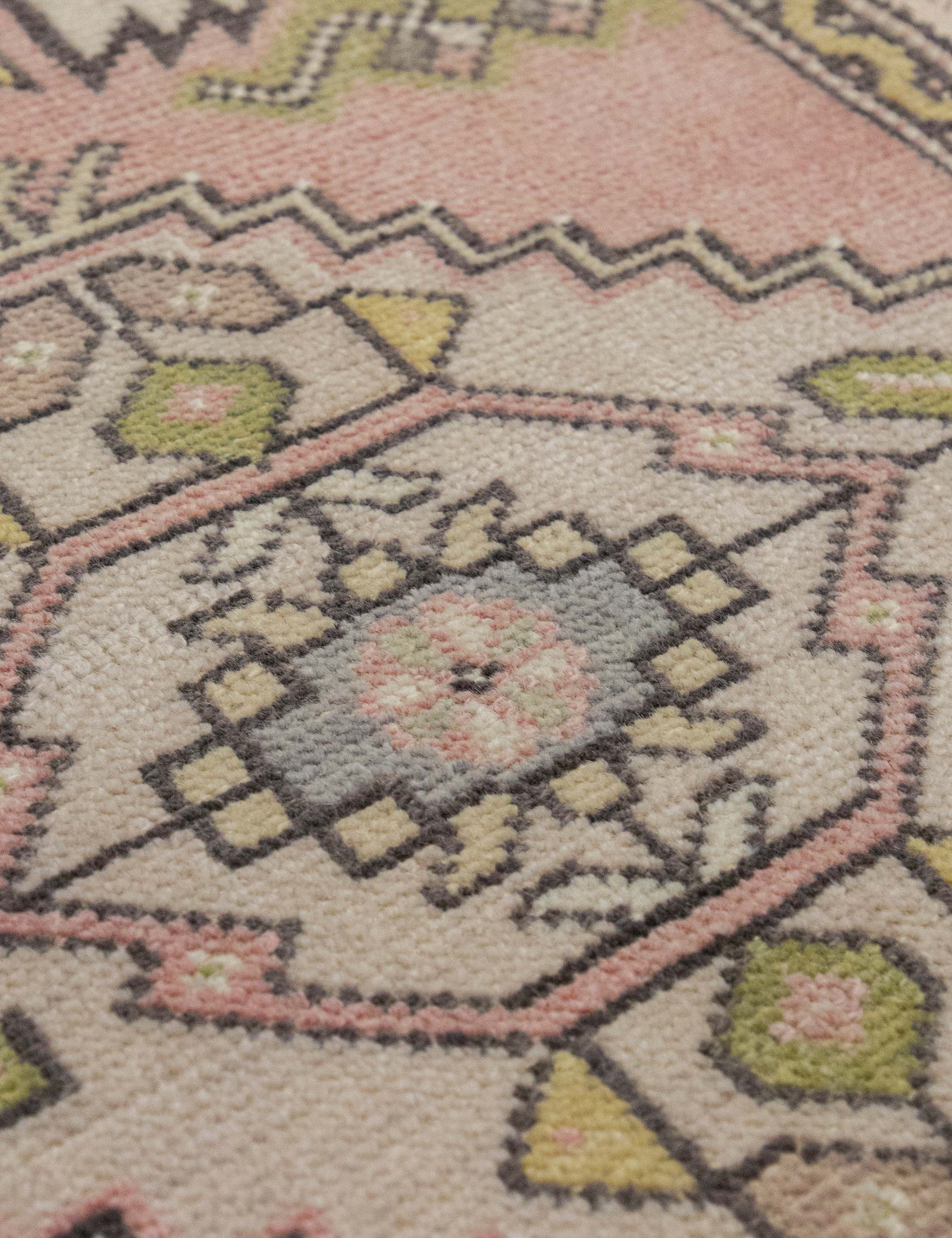 Vintage Turkish Hand-Knotted Wool Mini Rug No. 330, 1'7" x 3'1" - Image 3