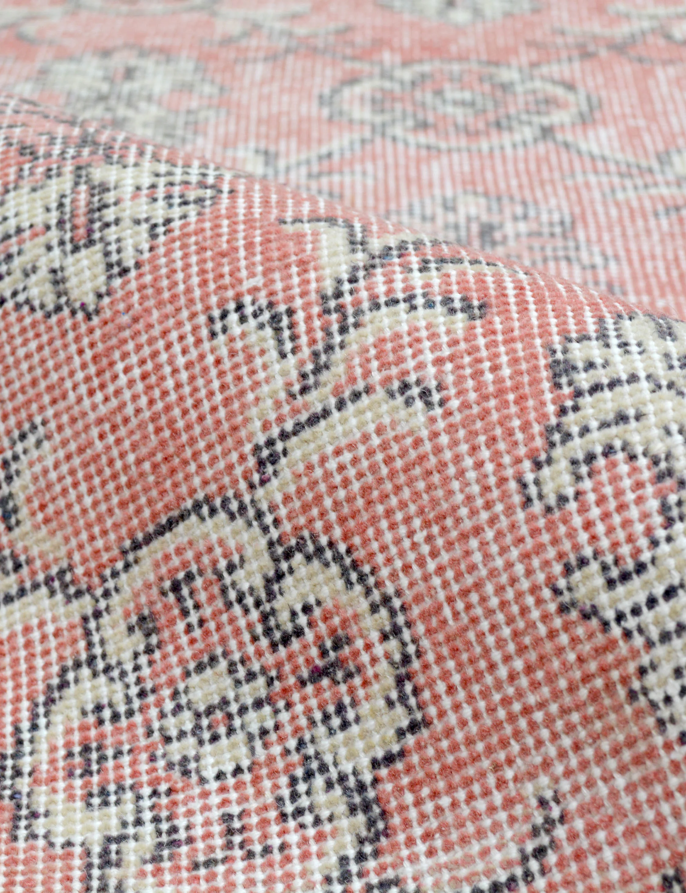 Vintage Turkish Hand-Knotted Wool Rug No. 431, 3'10" x 6'9" - Image 3