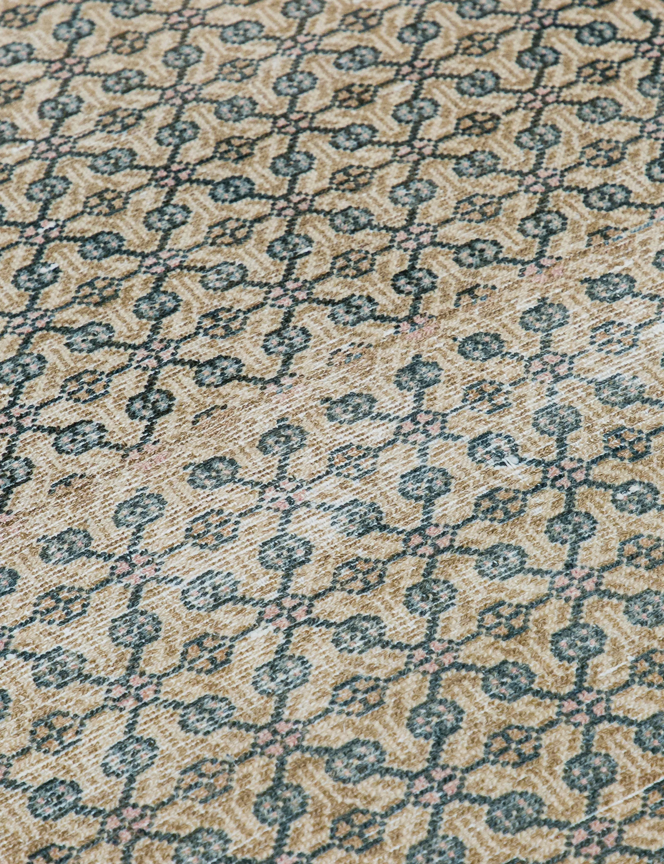 Vintage Turkish Hand-Knotted Wool Rug No. 449, 3'10" x 6'7" - Image 4