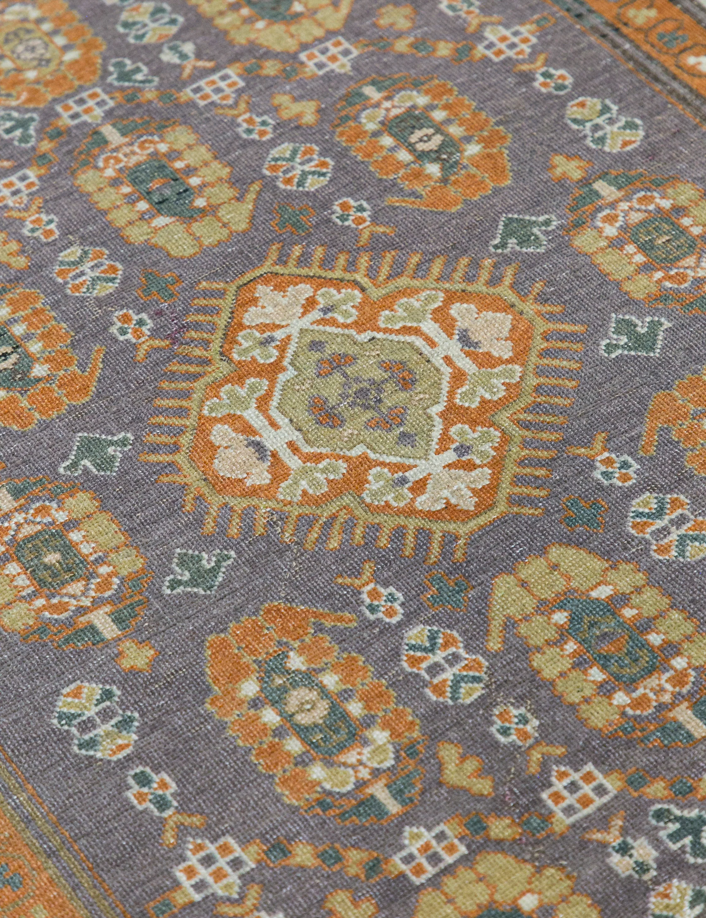 Vintage Turkish Hand-Knotted Wool Rug No. 461, 3'4" x 4'7" - Image 4