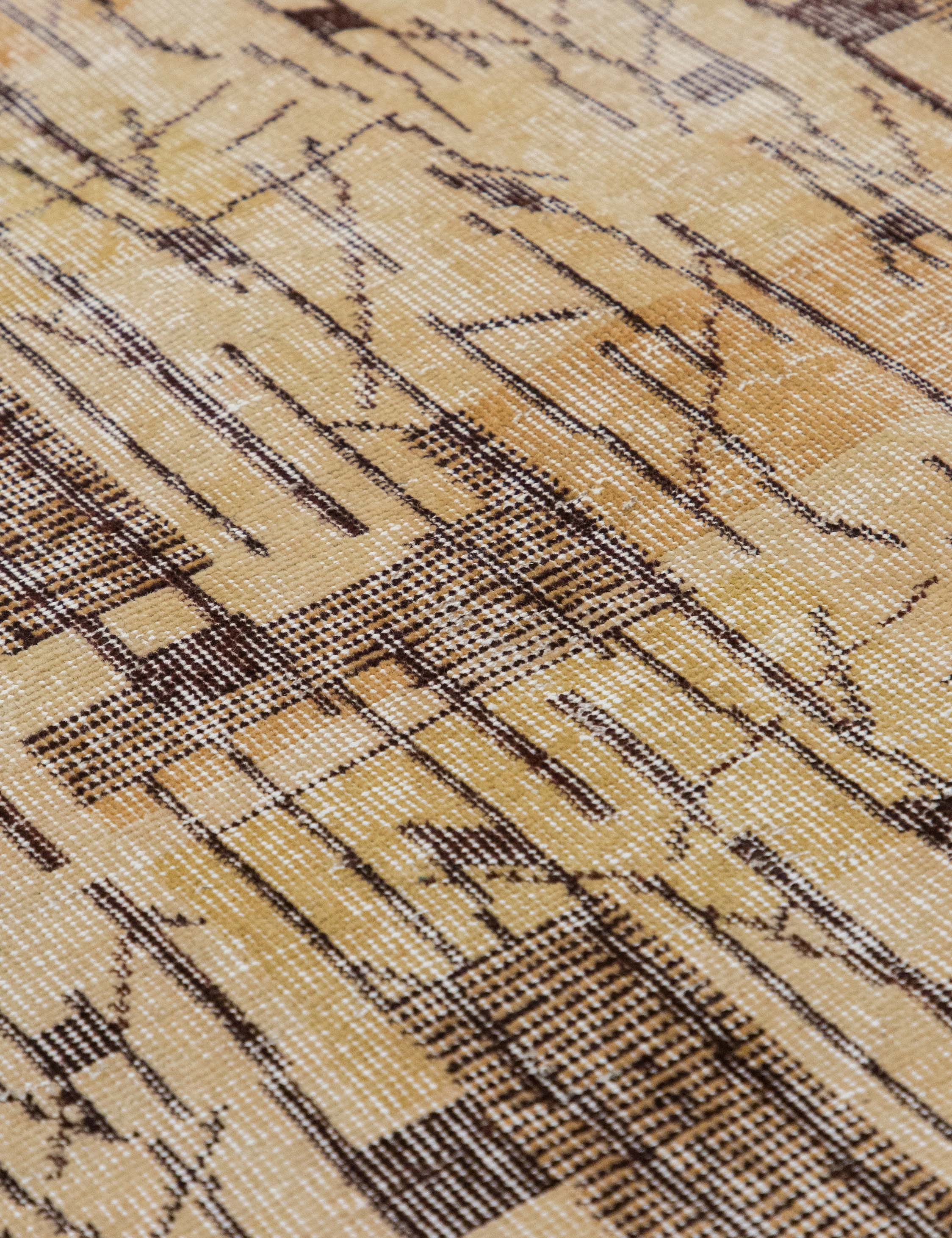 Vintage Turkish Hand-Knotted Wool Rug No. 545, 4'9" x 8'4" - Image 3