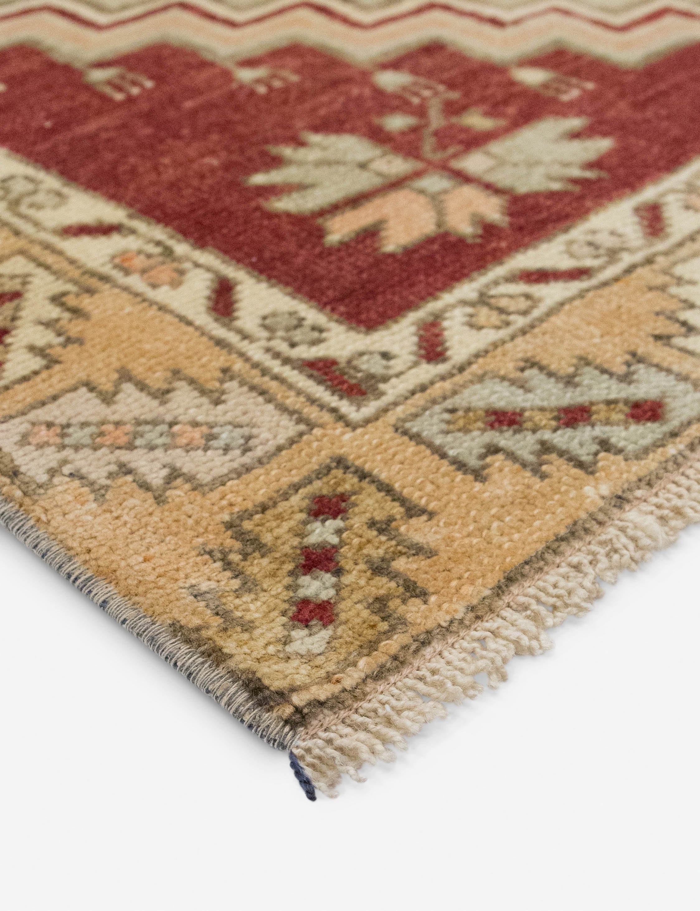 Vintage Turkish Hand-Knotted Wool Rug No. 559, 2'8" x 5'7" - Image 2