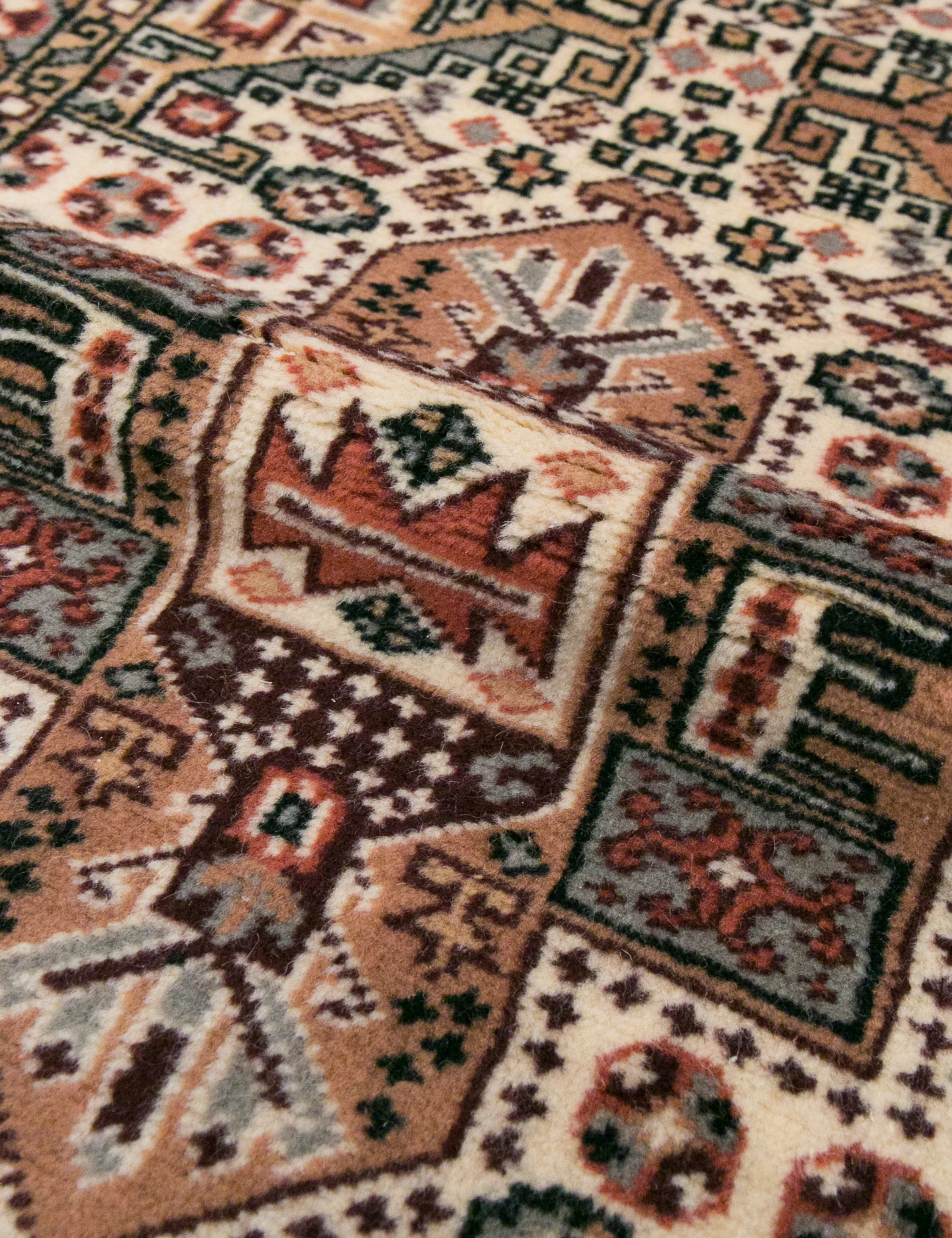 Vintage Turkish Hand-Knotted Wool Runner Rug No. 234, 3' x 9'8" - Image 3