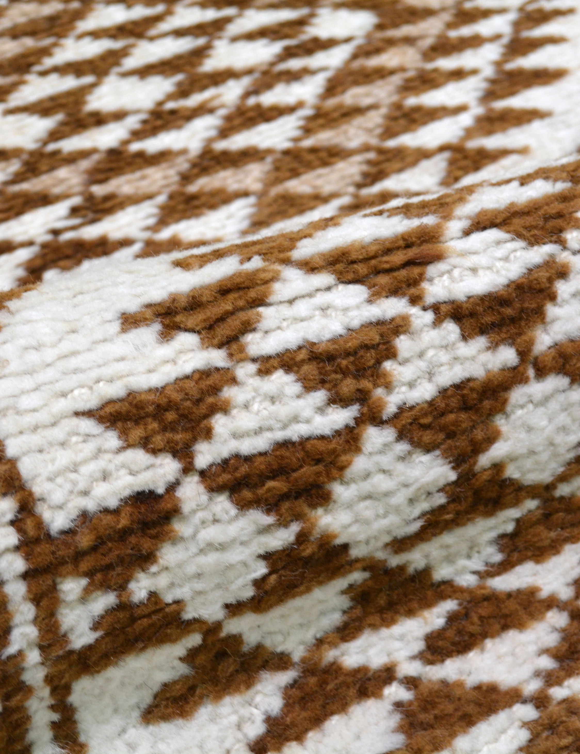 Vintage Turkish Hand-Knotted Wool Runner Rug No. 269, 2'7" x 11'8" - Image 4