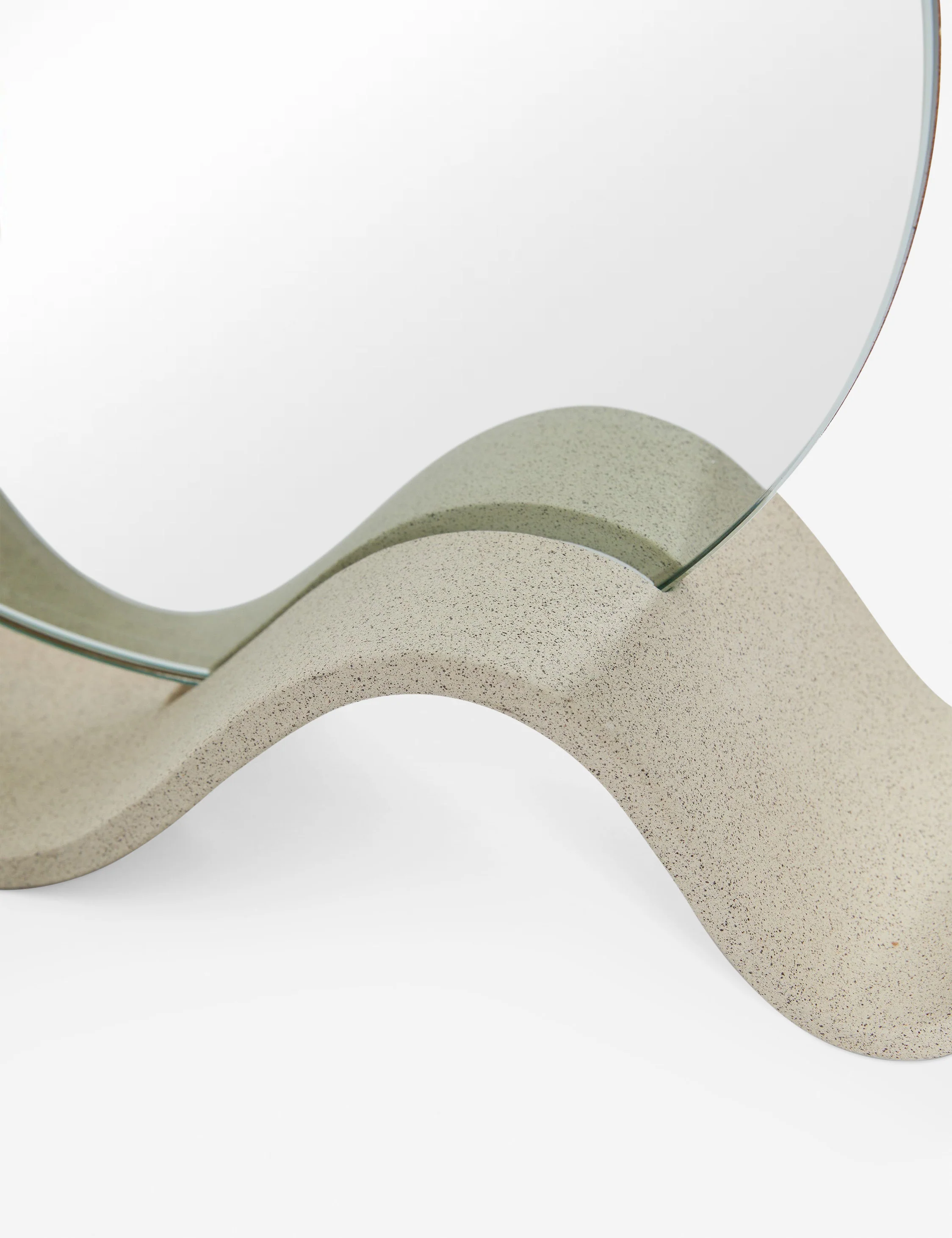 Wavee Table Mirror by SIN Ceramics - Image 5