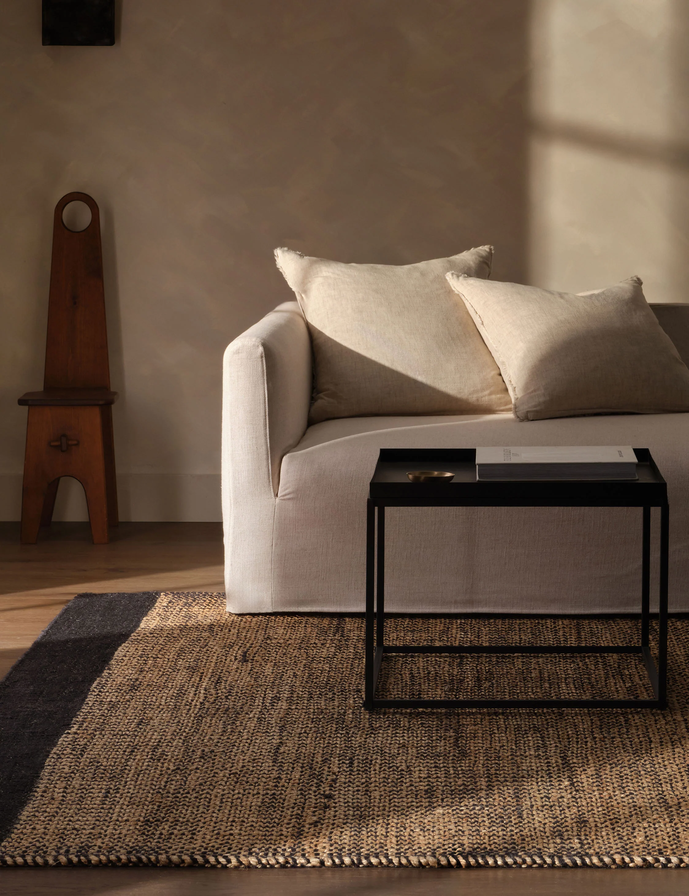 Yves Handwoven Jute Rug - Image 3